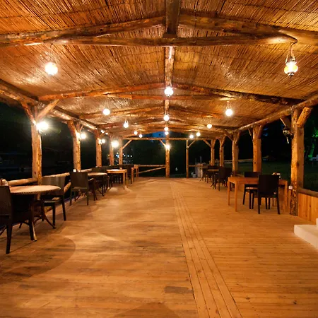Gizemli Nehir Hotel
