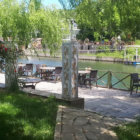 Gizemli Nehir Hotel 2*