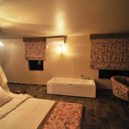 Gizemli Nehir Hotel Ağva