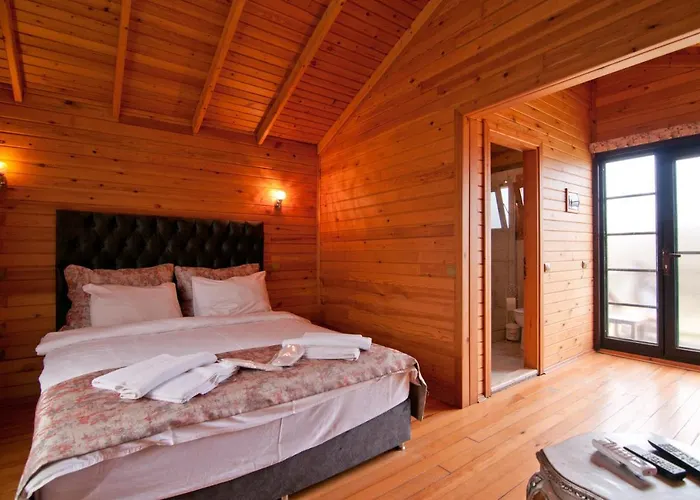 Gizemli Nehir אגווה