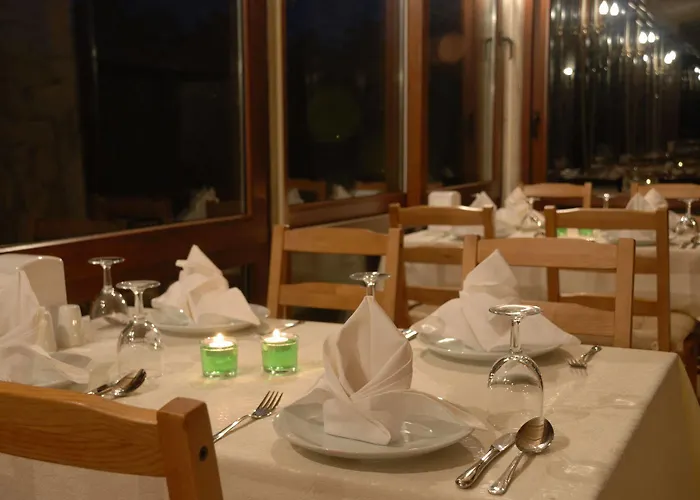 Gizemli Nehir מלון 2*