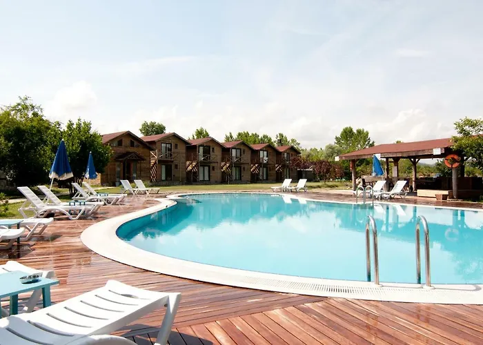 Gizemli Nehir מלון אגווה