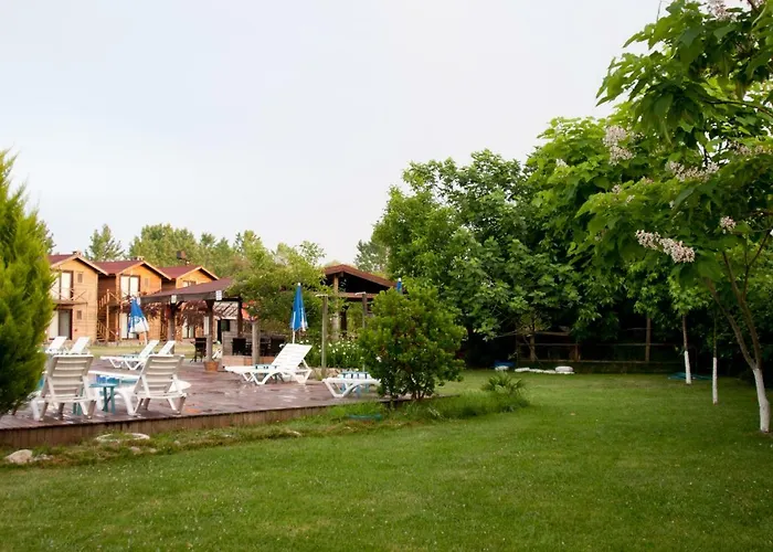 Gizemli Nehir 2* אגווה