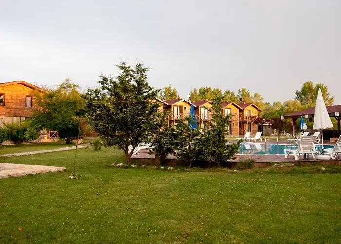 Gizemli Nehir מלון אגווה